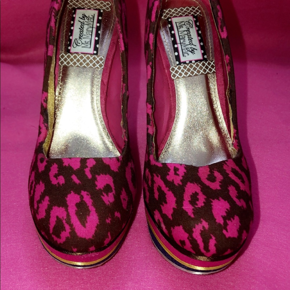 Shoes - Picture 2 of 4